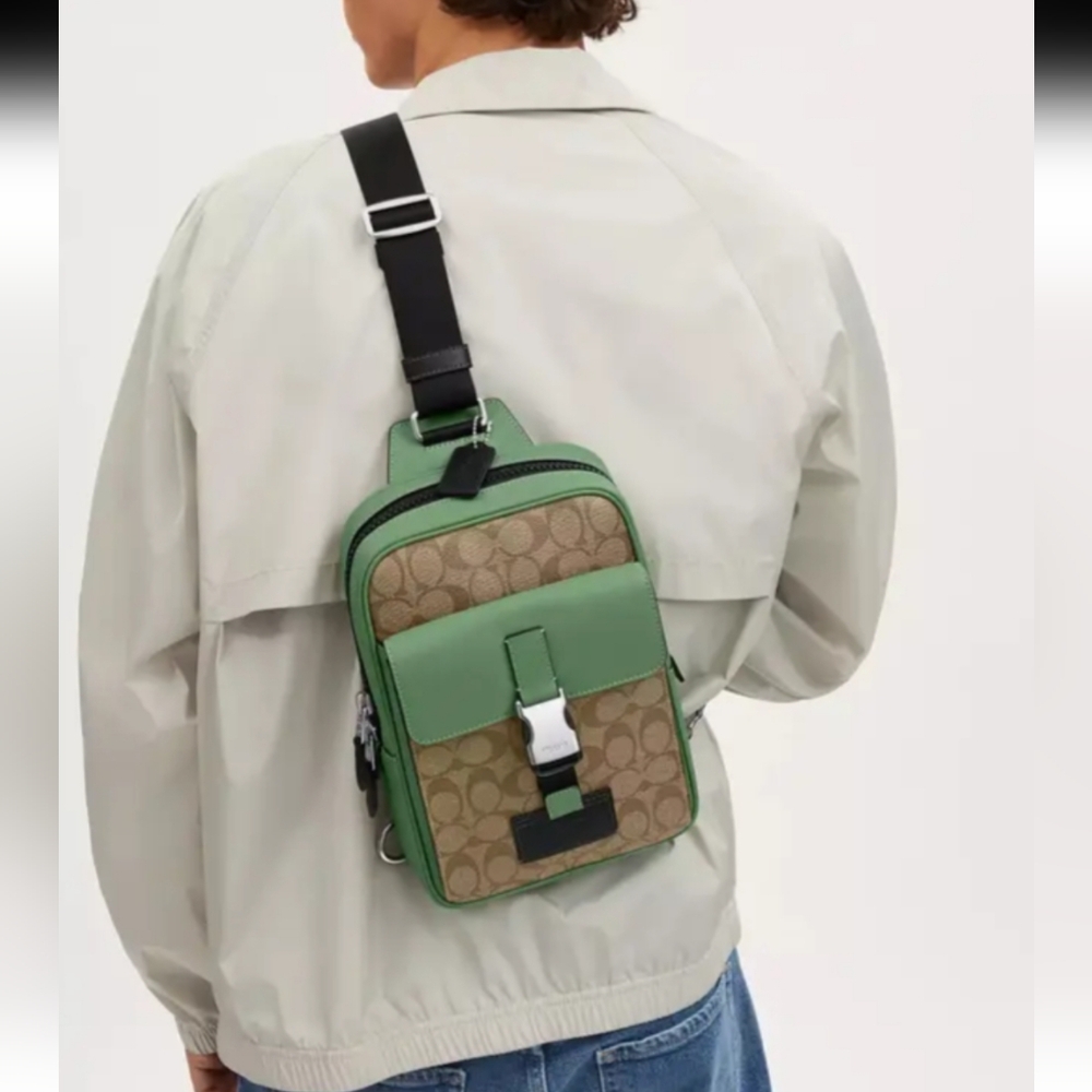 Coach Track Pack Signature Coated‎ Canvas Crossbody.